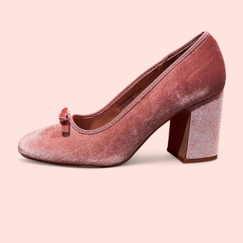 NWT Anthropologie Pink Velvet Heels - Picture 4 of 5